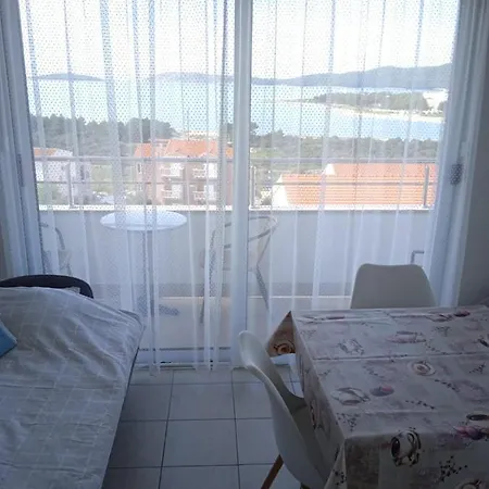 Luka With Balcony, Sea View And Free Parking Apartamento Šibenik